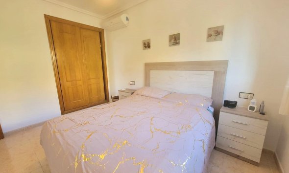 Reventa - Town House -
Los Montesinos - Los Montesinos - Urb. La Herrada