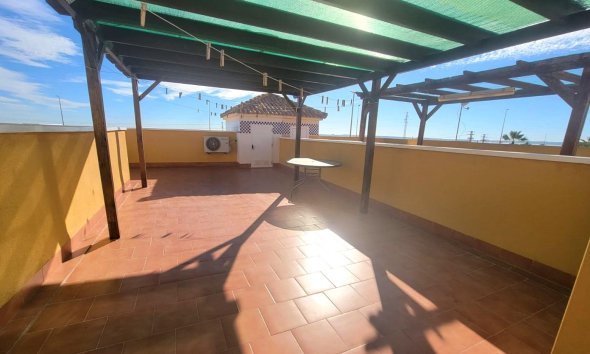 Reventa - Town House -
Los Montesinos - Los Montesinos - Urb. La Herrada
