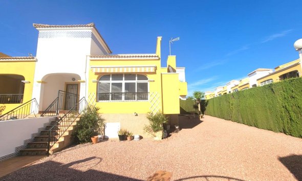 Reventa - Town House -
Los Montesinos - Los Montesinos - Urb. La Herrada
