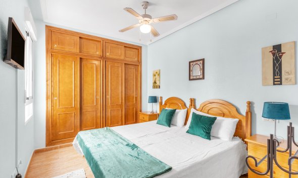 Revente - Apartment -
Orihuela Costa