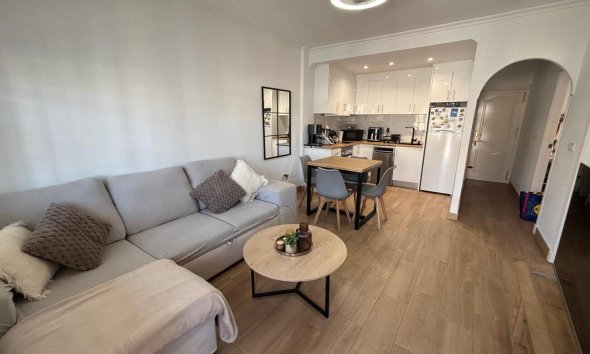 Revente - Apartment -
Torrevieja - Costa Blanca