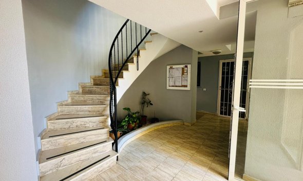 Resale - Apartment -
Torrevieja - Costa Blanca
