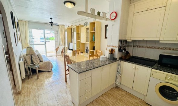 Resale - Apartment -
Torrevieja - Costa Blanca
