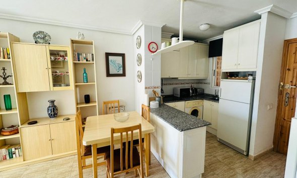 Resale - Apartment -
Torrevieja - Costa Blanca