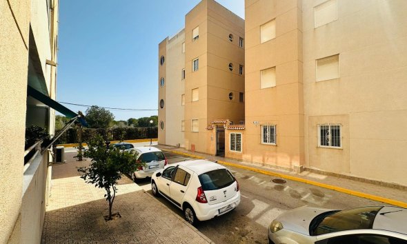 Resale - Apartment -
Torrevieja - Costa Blanca