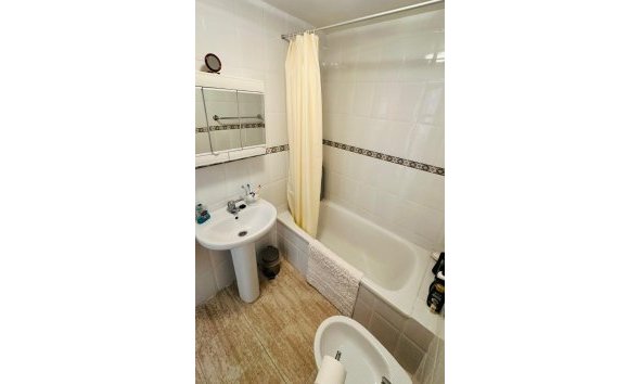 Resale - Apartment -
Torrevieja - Costa Blanca