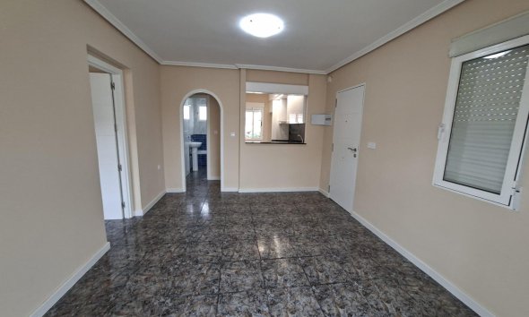 Resale - Bungalow -
Orihuela Costa - Punta Prima