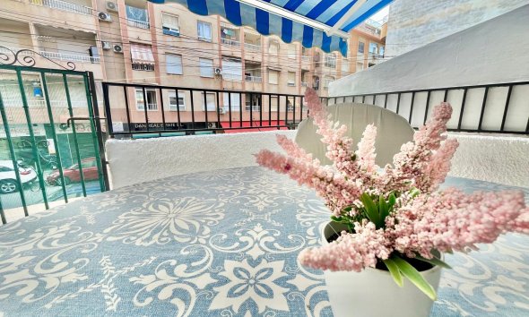 Resale - Apartment -
Torrevieja - Playa de los Locos