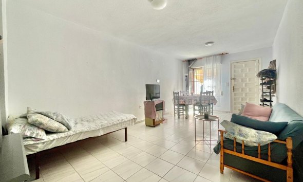 Resale - Apartment -
Torrevieja - Playa de los Locos