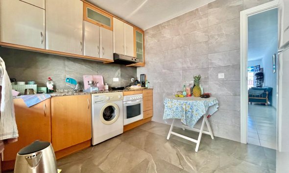 Resale - Apartment -
Torrevieja - Playa de los Locos