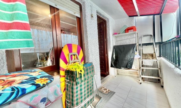 Resale - Apartment -
Torrevieja - Playa de los Locos