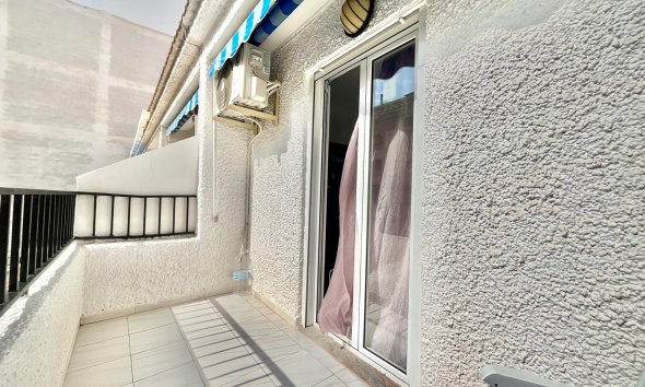 Resale - Apartment -
Torrevieja - Playa de los Locos
