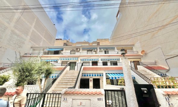 Resale - Apartment -
Torrevieja - Playa de los Locos