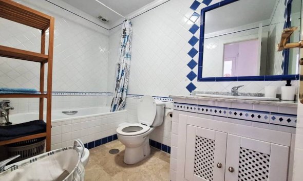 Revente - Apartment -
Villamartin - Costa Blanca