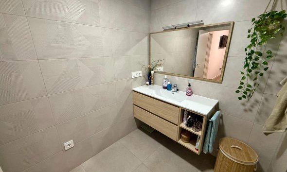 Reventa - Apartment -
Torrevieja - Centro