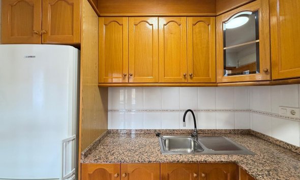 Revente - Apartment -
Torrevieja - Centro