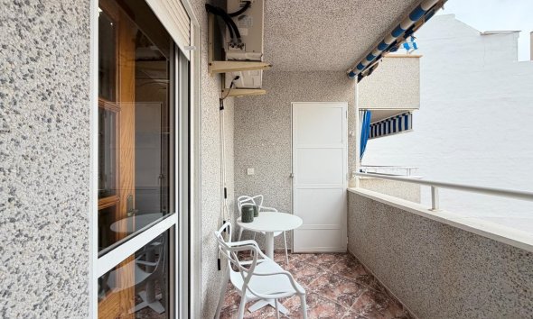 Revente - Apartment -
Torrevieja - Centro