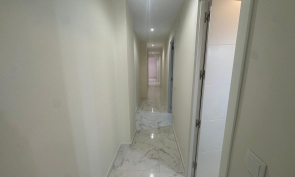 Resale - Apartment -
Torrevieja - Costa Blanca