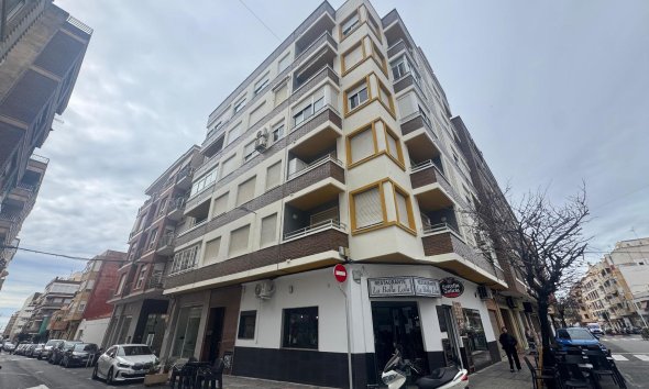 Resale - Apartment -
Torrevieja - Costa Blanca