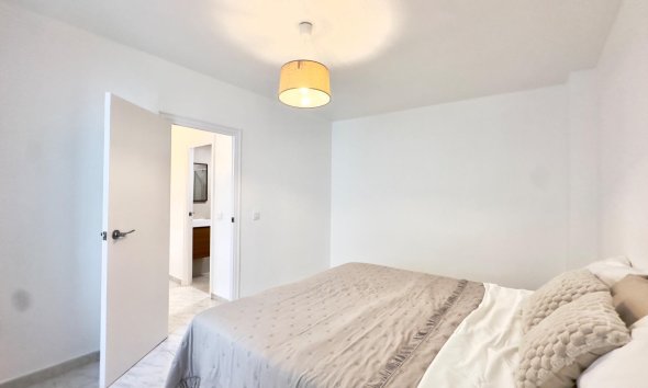 Revente - Apartment -
Torrevieja - Estacion De Autobuses