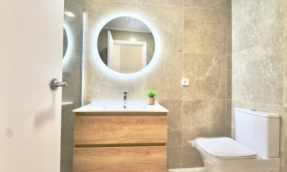 Revente - Apartment -
Torrevieja - Estacion De Autobuses