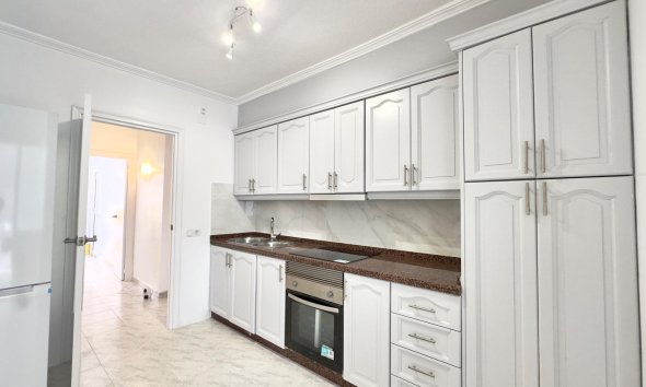 Revente - Apartment -
Torrevieja - Estacion De Autobuses