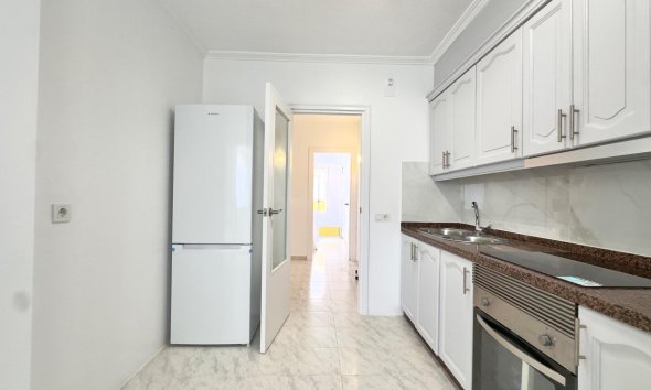 Revente - Apartment -
Torrevieja - Estacion De Autobuses