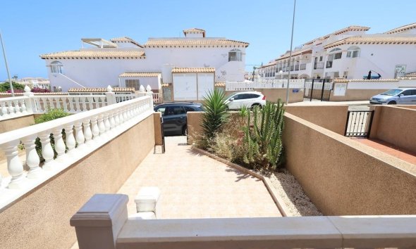 Resale - Duplex -
Orihuela Costa - Costa Blanca