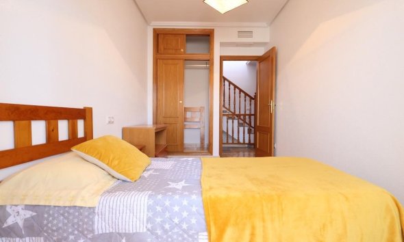 Resale - Duplex -
Orihuela Costa - Costa Blanca