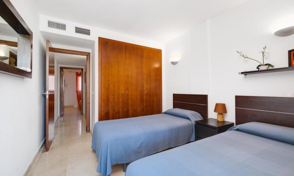 Resale - Apartment -
Torrevieja - Punta Prima