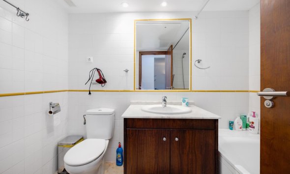 Resale - Apartment -
Torrevieja - Punta Prima