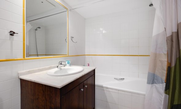 Resale - Apartment -
Torrevieja - Punta Prima