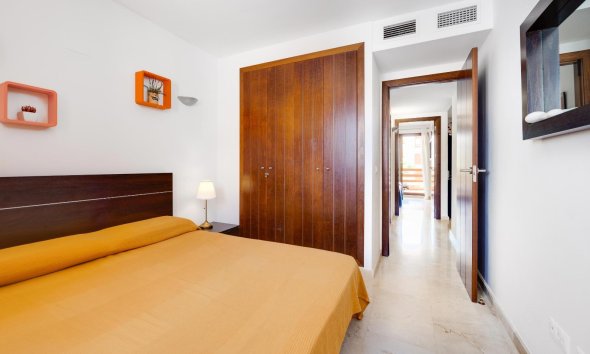Resale - Apartment -
Torrevieja - Punta Prima