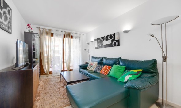 Resale - Apartment -
Torrevieja - Punta Prima