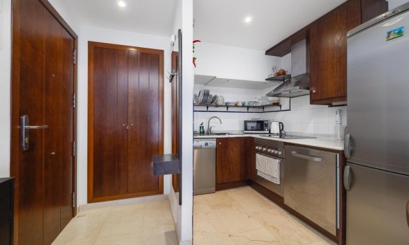 Resale - Apartment -
Torrevieja - Punta Prima