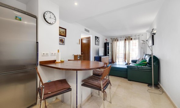 Resale - Apartment -
Torrevieja - Punta Prima