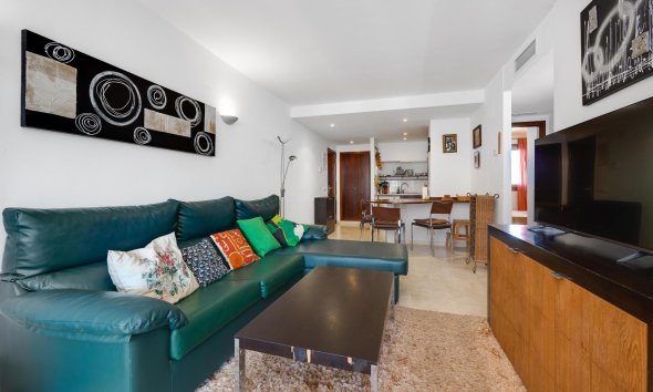 Resale - Apartment -
Torrevieja - Punta Prima