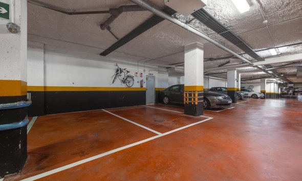 Resale - Apartment -
Torrevieja - Punta Prima