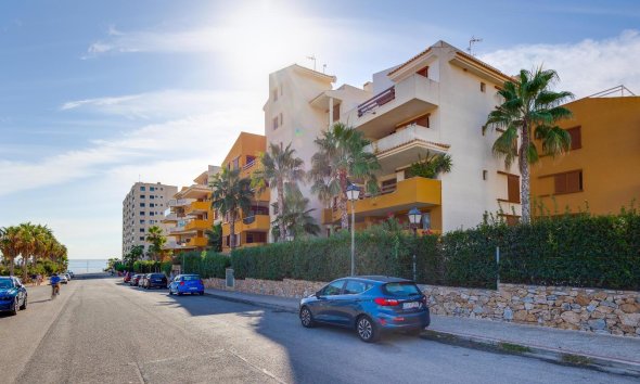 Resale - Apartment -
Torrevieja - Punta Prima