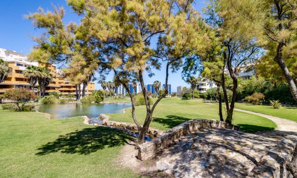 Resale - Apartment -
Torrevieja - Punta Prima