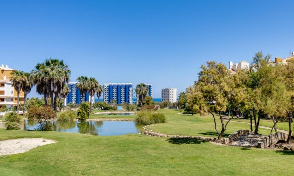 Resale - Apartment -
Torrevieja - Punta Prima