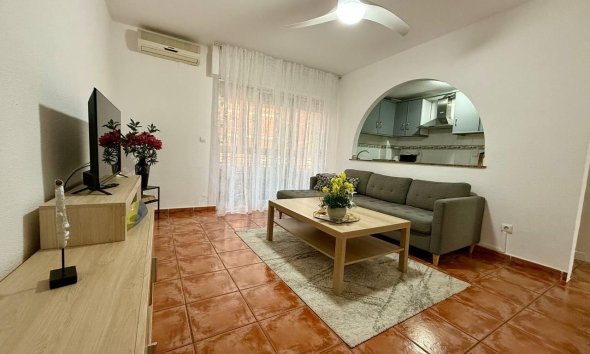 Revente - Apartment -
Torrevieja - Playa del Cura