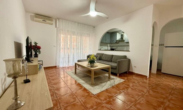 Revente - Apartment -
Torrevieja - Playa del Cura