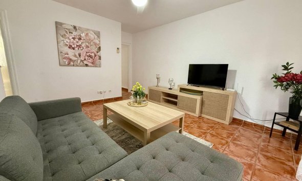 Revente - Apartment -
Torrevieja - Playa del Cura
