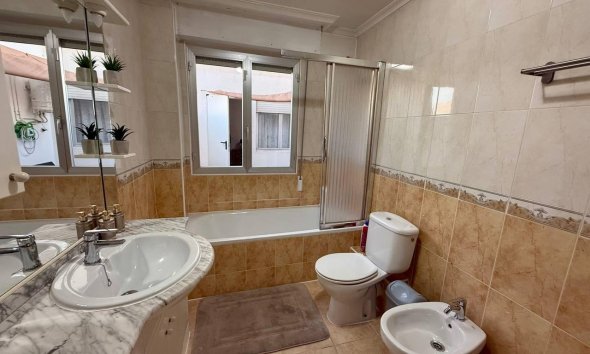 Revente - Apartment -
Torrevieja - Playa del Cura