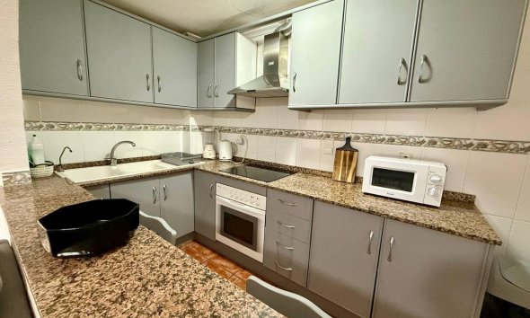 Revente - Apartment -
Torrevieja - Playa del Cura
