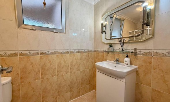 Revente - Apartment -
Torrevieja - Playa del Cura