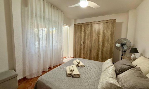 Revente - Apartment -
Torrevieja - Playa del Cura