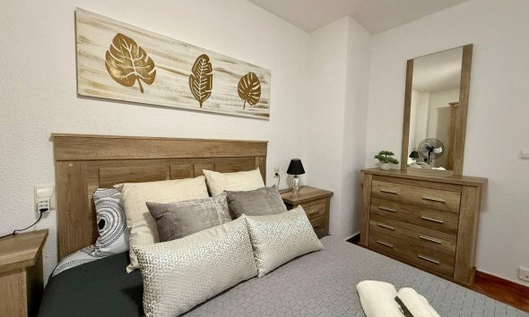 Revente - Apartment -
Torrevieja - Playa del Cura