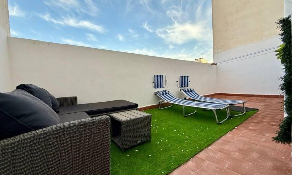 Revente - Apartment -
Torrevieja - Playa del Cura